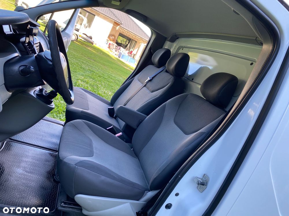 Renault Trafic - 26