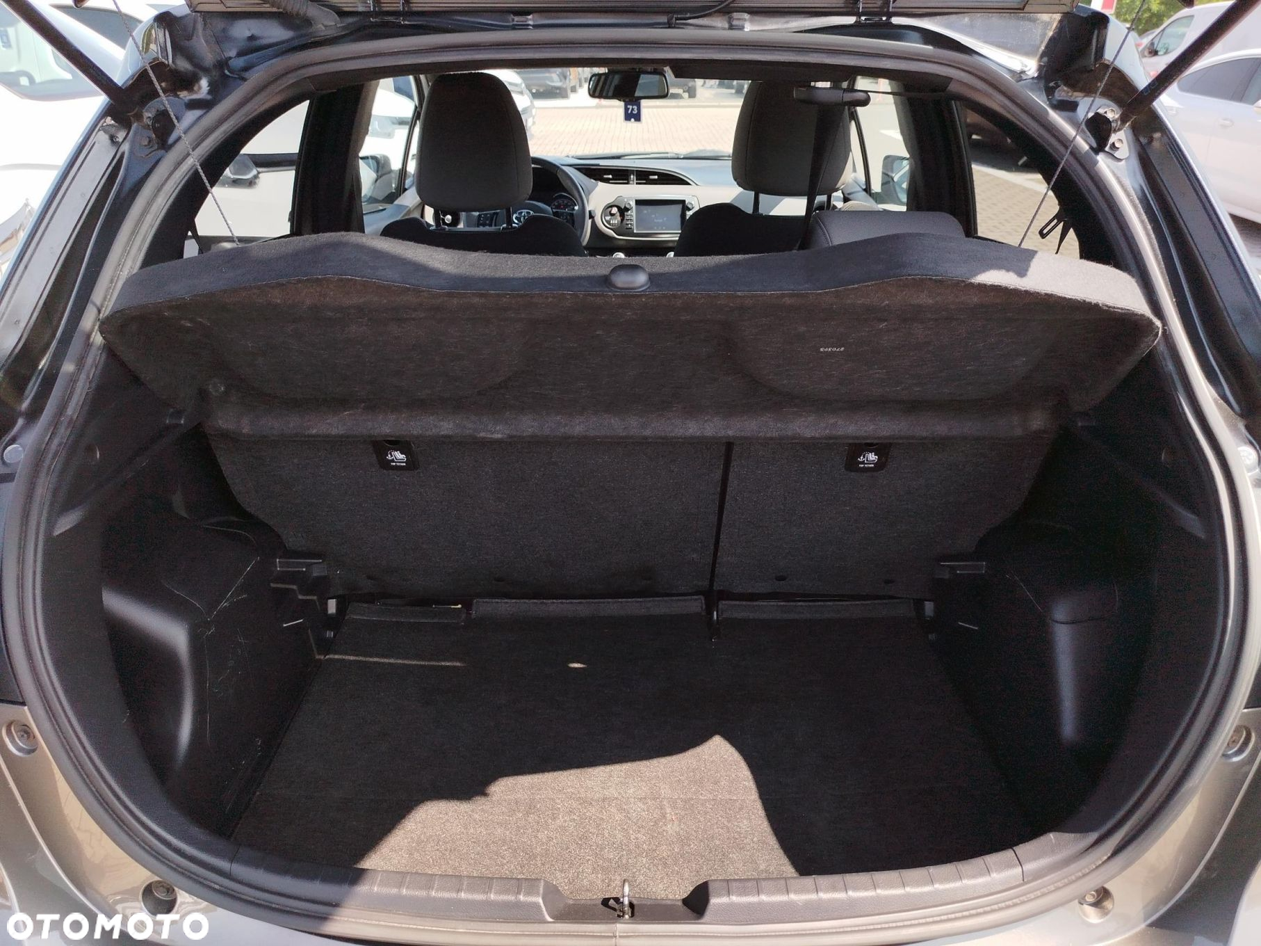 Toyota Yaris - 13