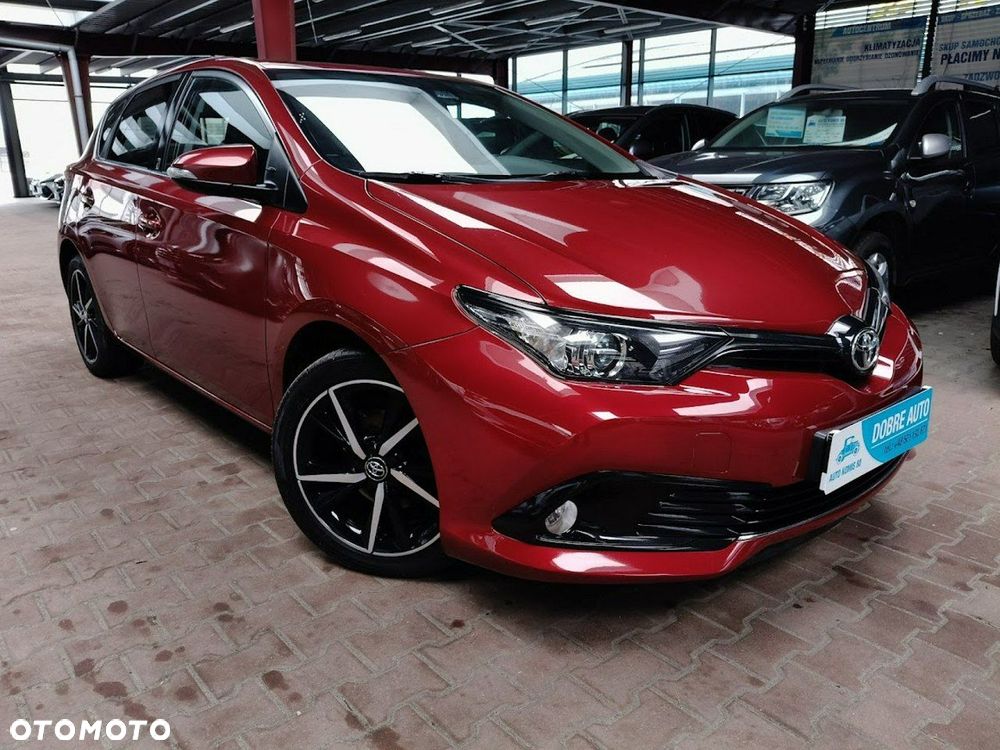 Toyota Auris 1.2 Turbo Team Deutschland - 4