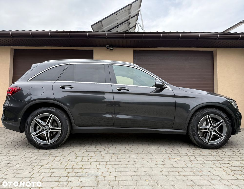 Mercedes-Benz GLC 220 d 4Matic 9G-TRONIC AMG Line - 12