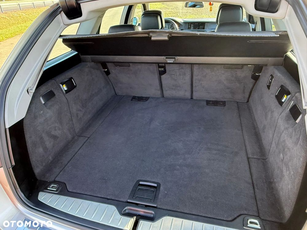 BMW Seria 5 520d - 12