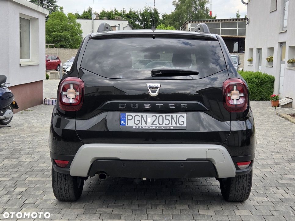 Dacia Duster 1.6 SCe Blackshadow S&S - 4