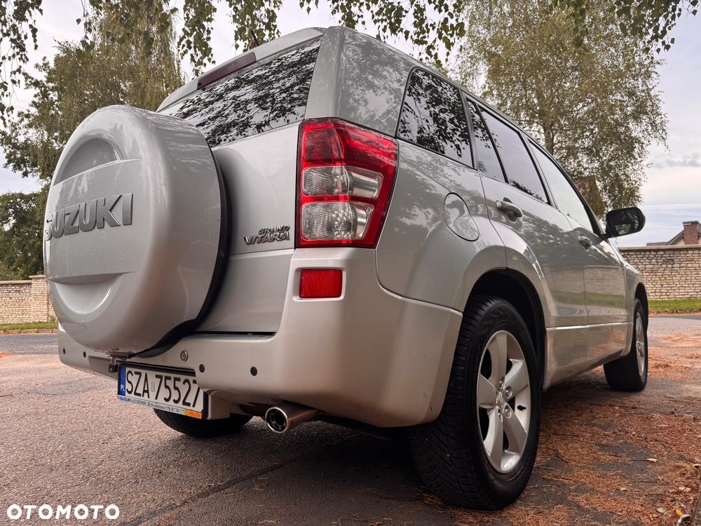 Suzuki Grand Vitara 1.9 DDiS De Luxe - 11