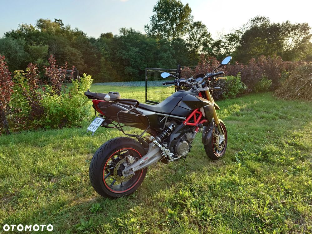 Aprilia Dorsoduro - 5