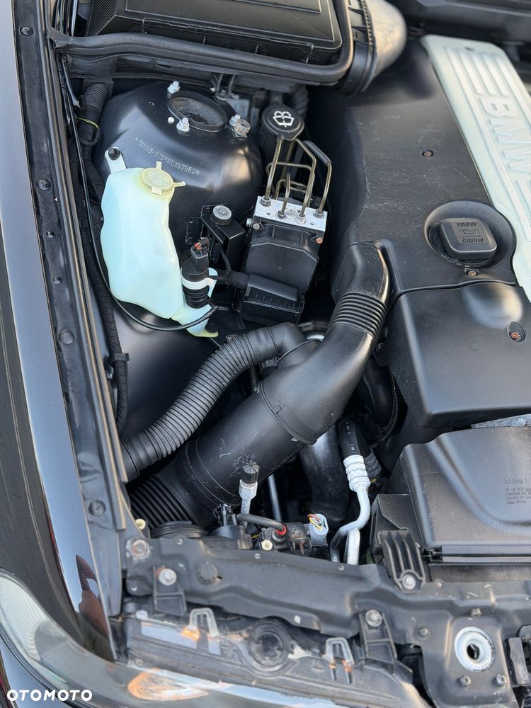 BMW Seria 5 - 25
