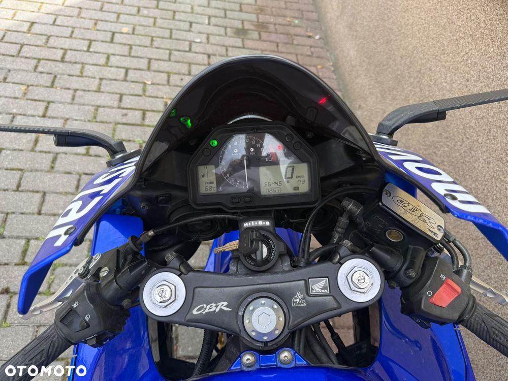 Honda CBR - 29