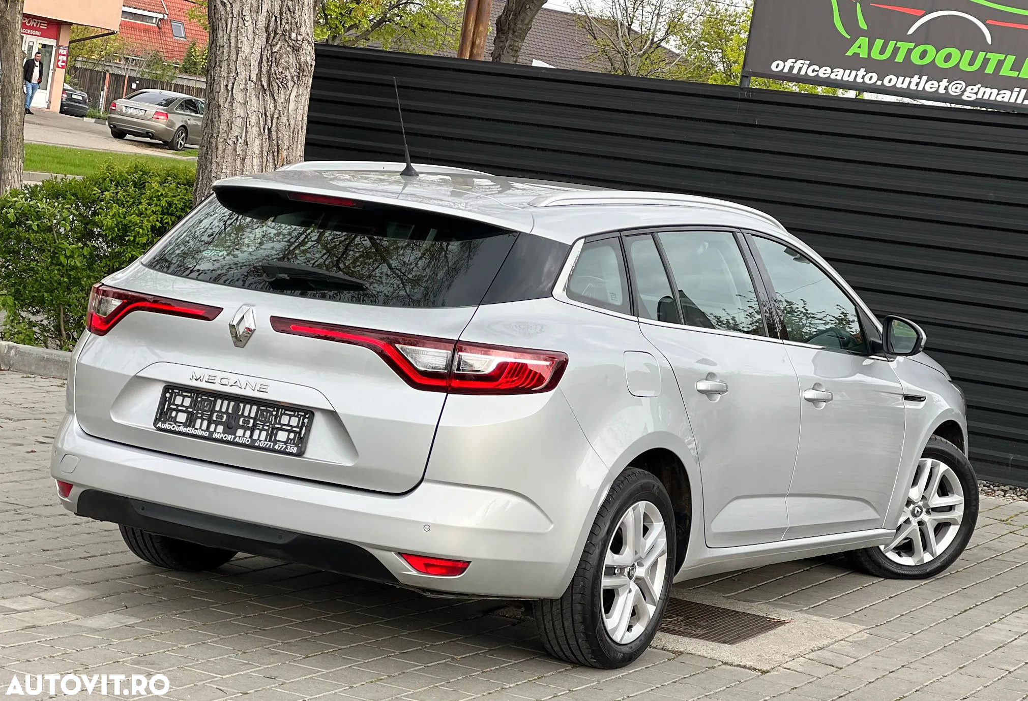 Renault Megane BLUE dCi Limited - 5