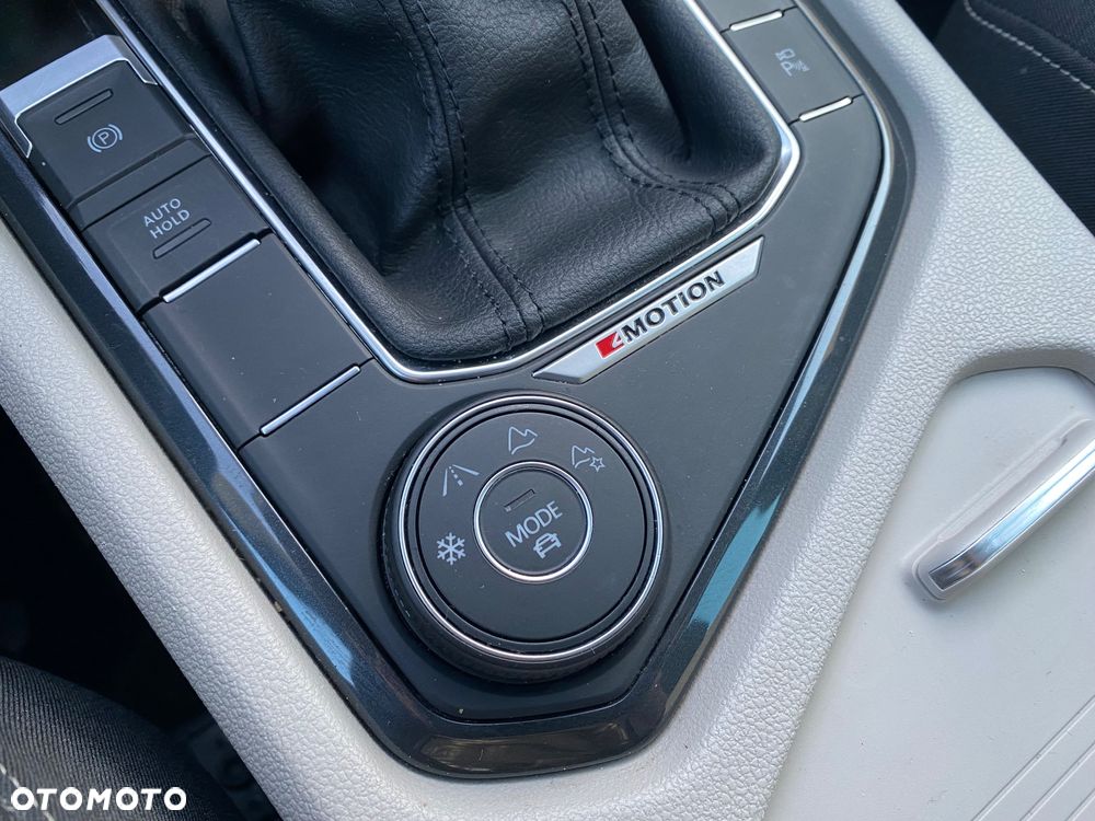 Volkswagen Tiguan 2.0 TSI 4Mot Elegance DSG - 12