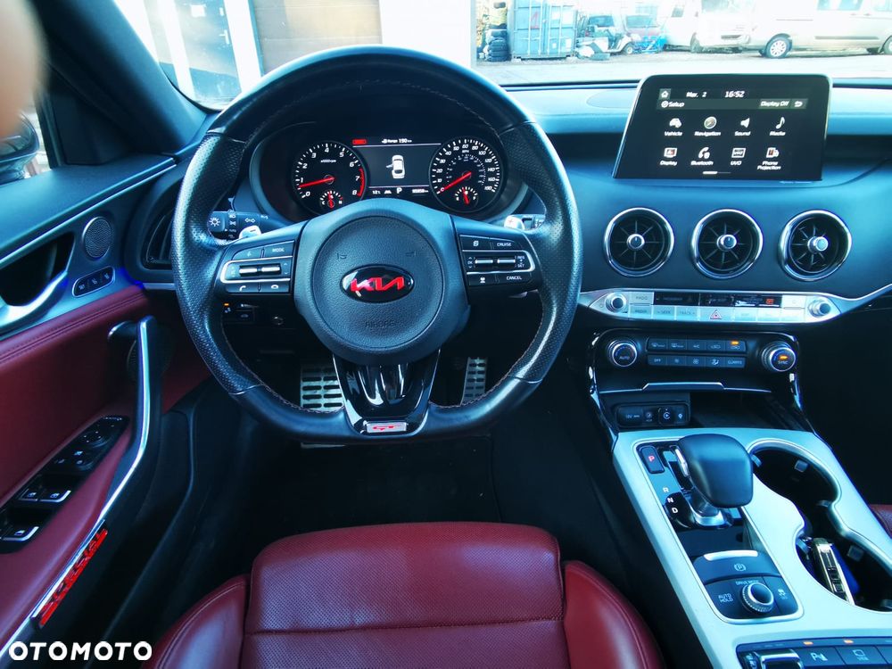 Kia Stinger - 5