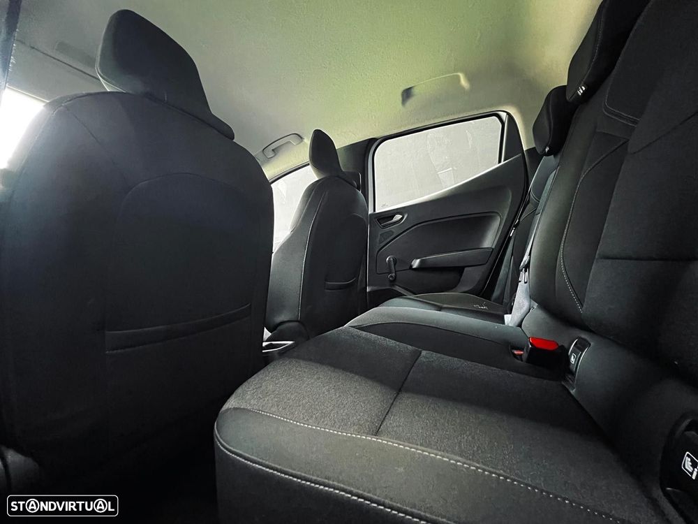 Renault Clio 1.0 TCe Limited - 36