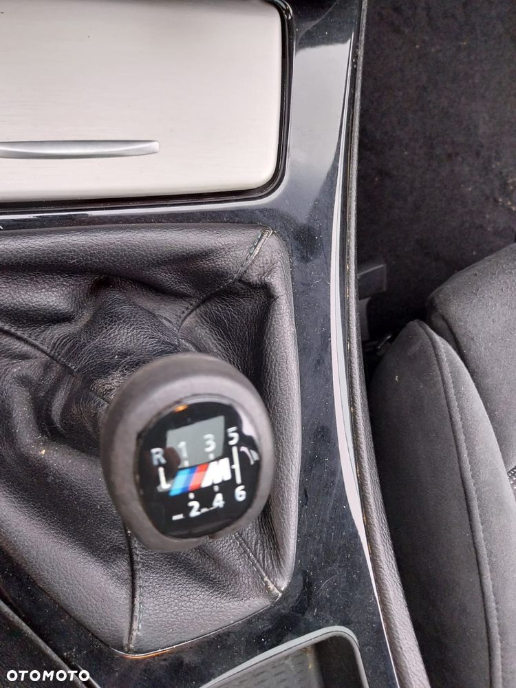 BMW Seria 3 320d - 22