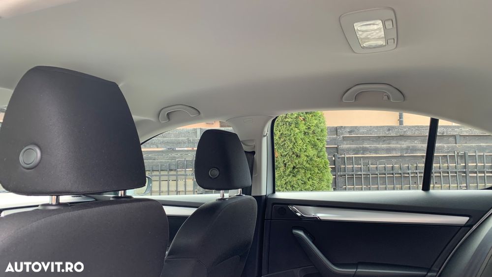 Skoda Octavia 1.4 TSI STYLE - 18