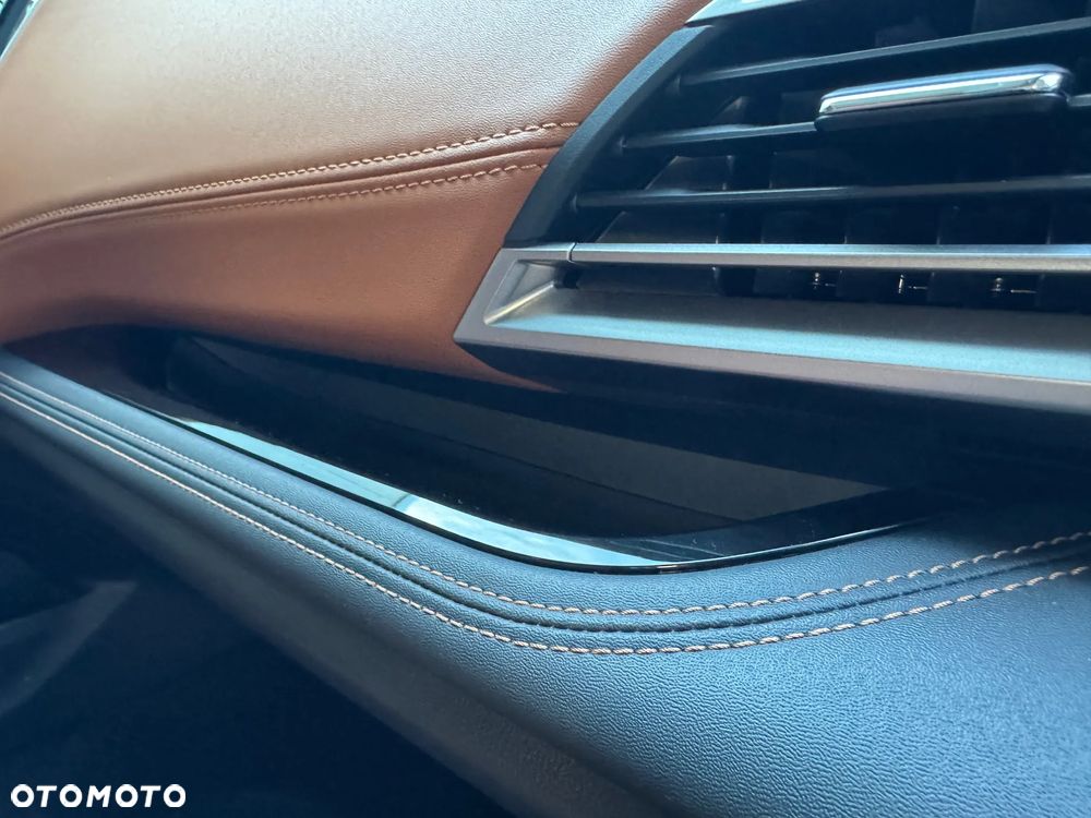 Subaru Outback 2.5i Platinum (EyeSight) Lineartronic - 21