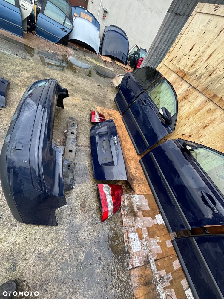 Volvo s40 v50 drzwi  v50 przednie tylne tył prawe lewe 613-46 niebieskie granatowe sedan klapa tył tylnia lampa tył prawą lewa belka tylnia zderzak tył tylni błotnik prawy lewy lampy przednie prawa lewa przód tył belka wzmocnienie czołowe pas przedni chłodnice maska zderzak przód przedni niebieski - 12