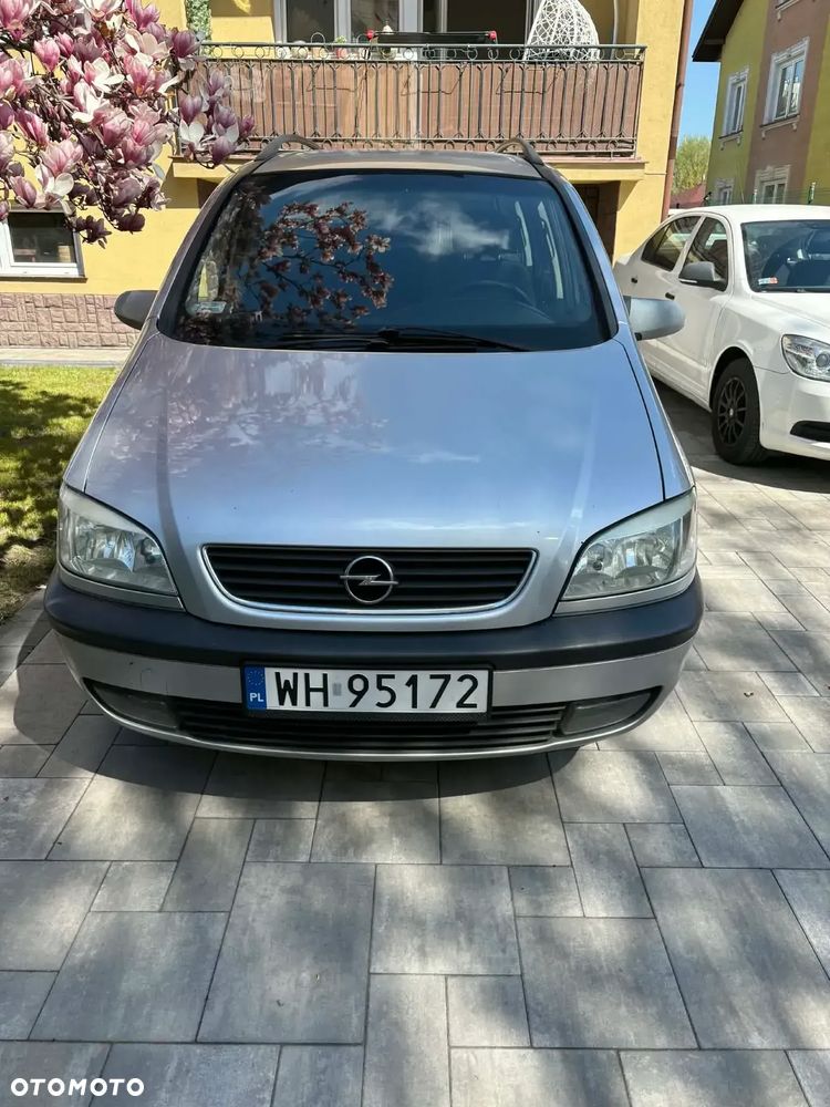 Opel Zafira 1.8 16V Elegance - 1