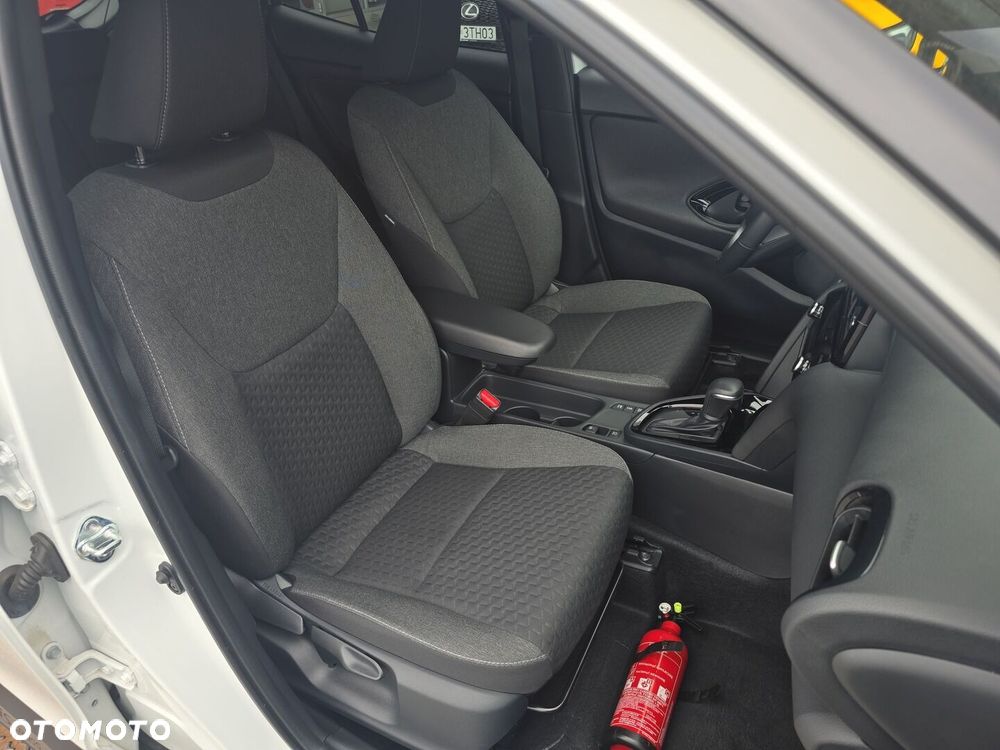 Toyota Yaris Cross Hybrid 1.5 Style - 28