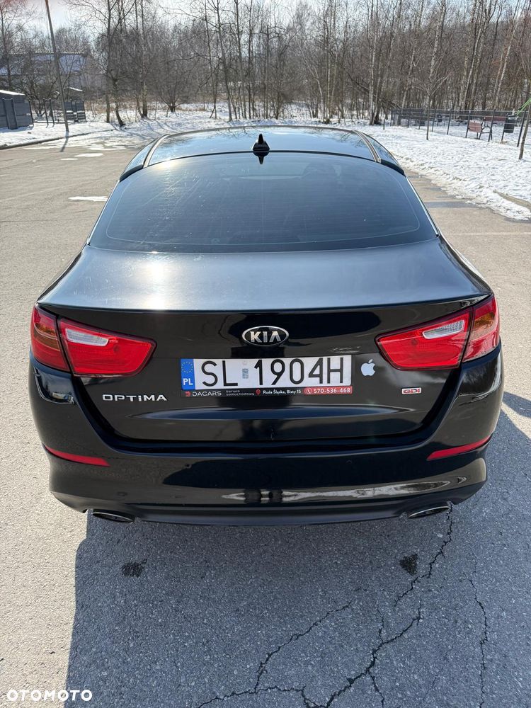 Kia Optima - 14