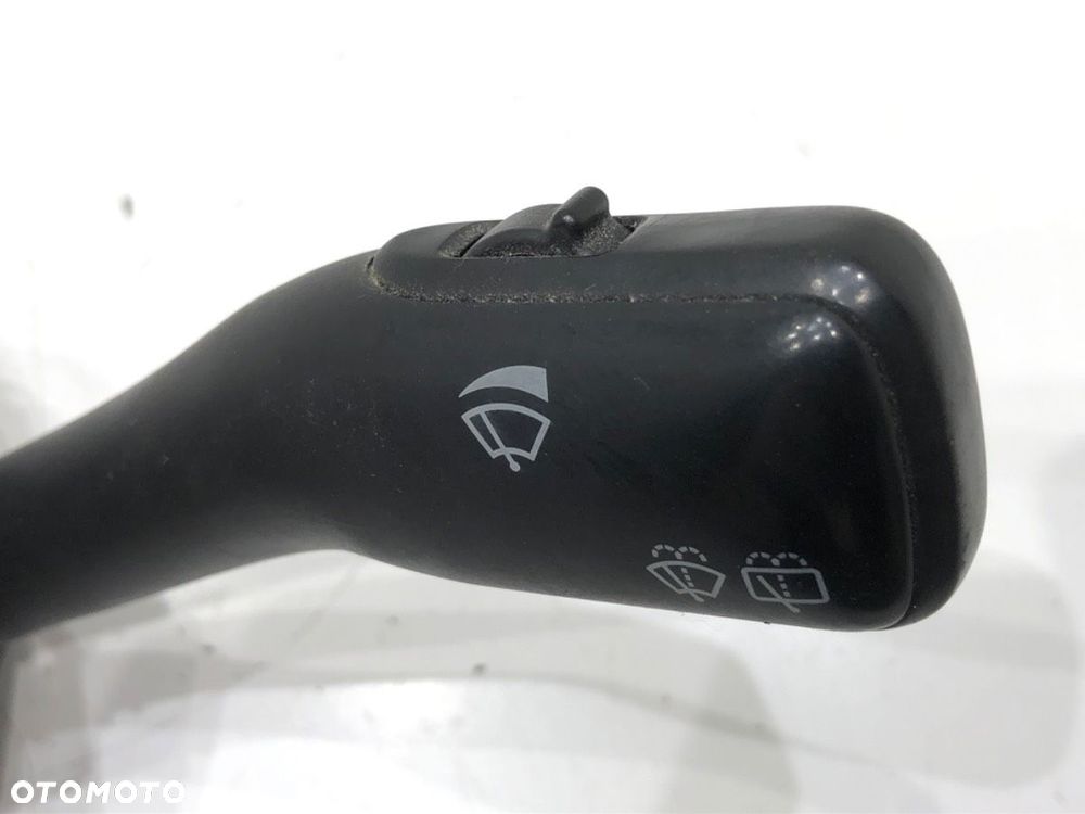 PRZEŁĄCZNIK ZESPOLONY  AUDI A3 (8L1) 1996 - 2006 1.6 74 kW [101 KM] benzyna 1996 - 2003 4B0953503F - 2