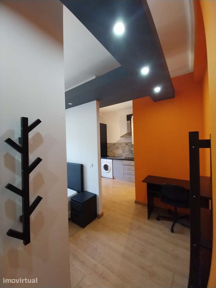 Apartamento T1, na Av Sá da Bandeira - Coimbra - Grande imagem: 5/8