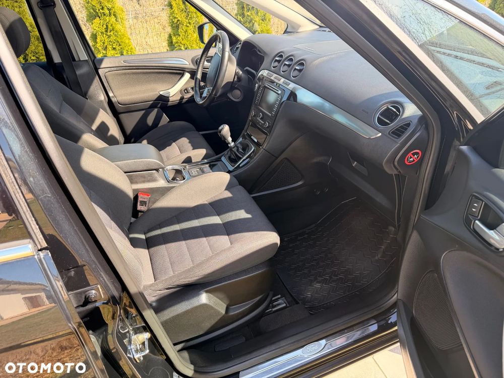 Ford S-Max 2.0 TDCi DPF Titanium - 15