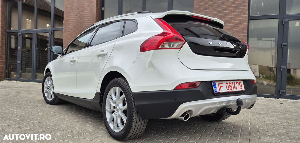 Volvo V40 D3 - 11