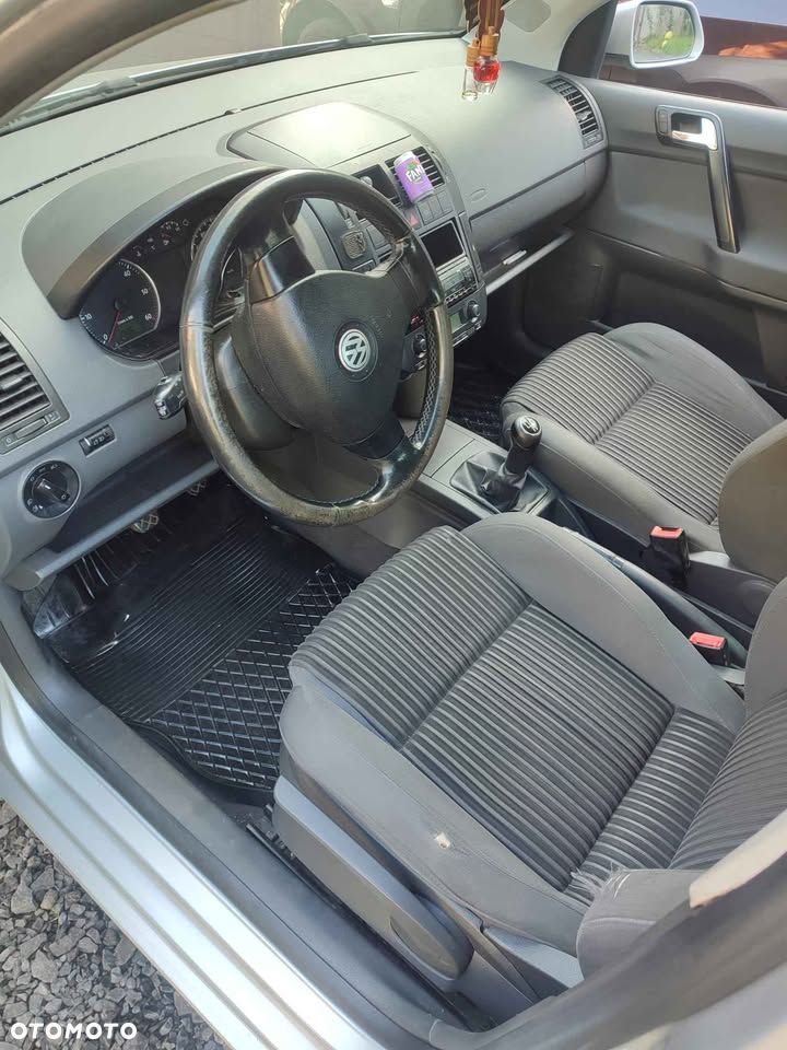 Volkswagen Polo 1.4 TDI Trendline - 6