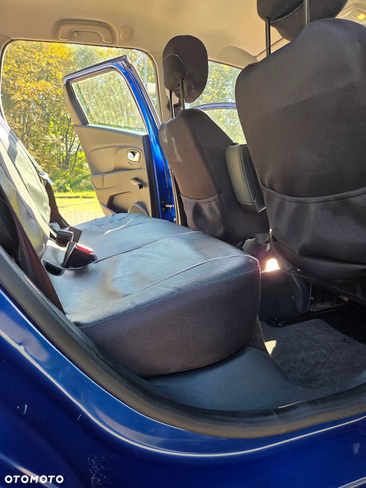 Renault Clio - 11