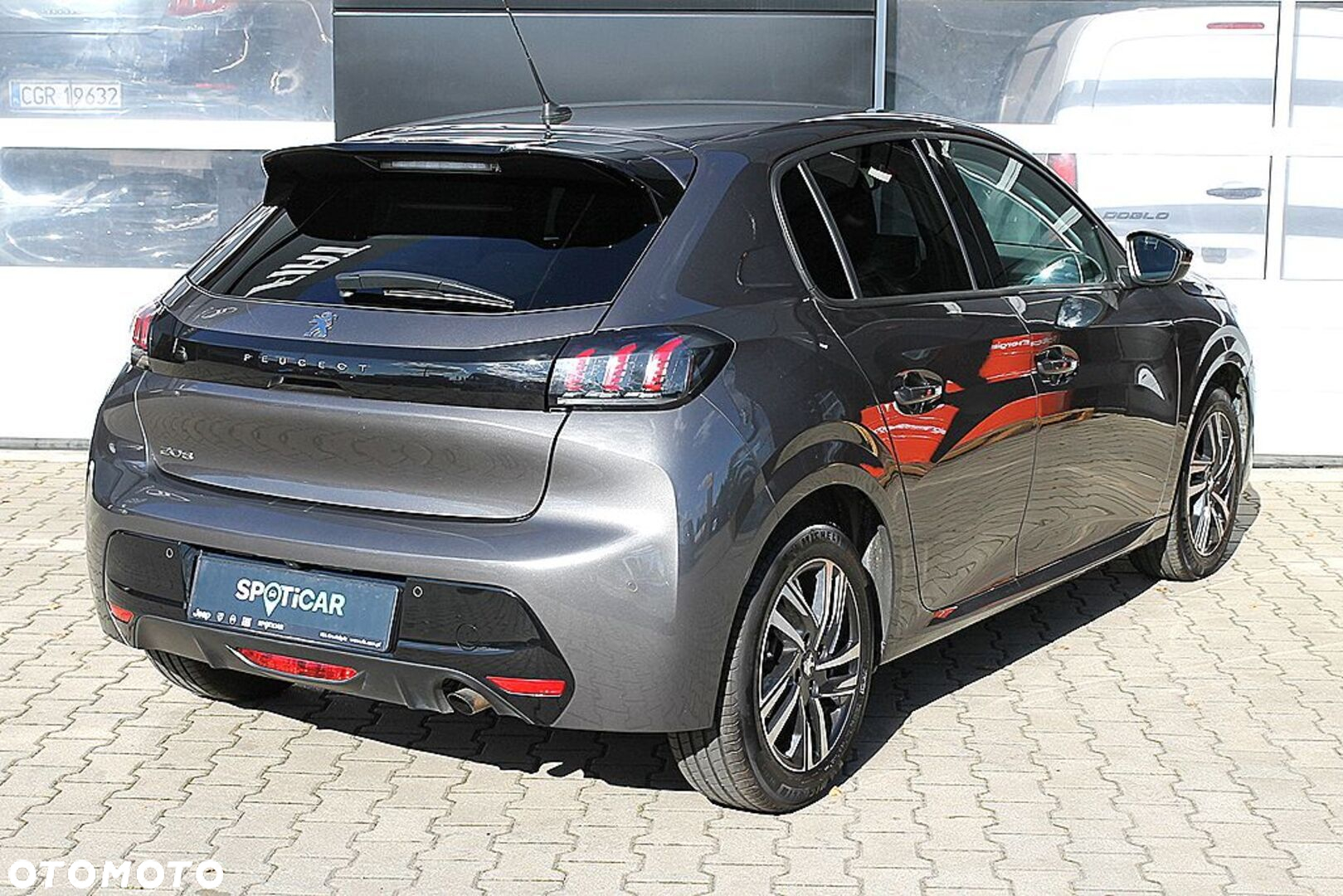 Peugeot 208 1.2 PureTech Allure S&S EAT8 - 14