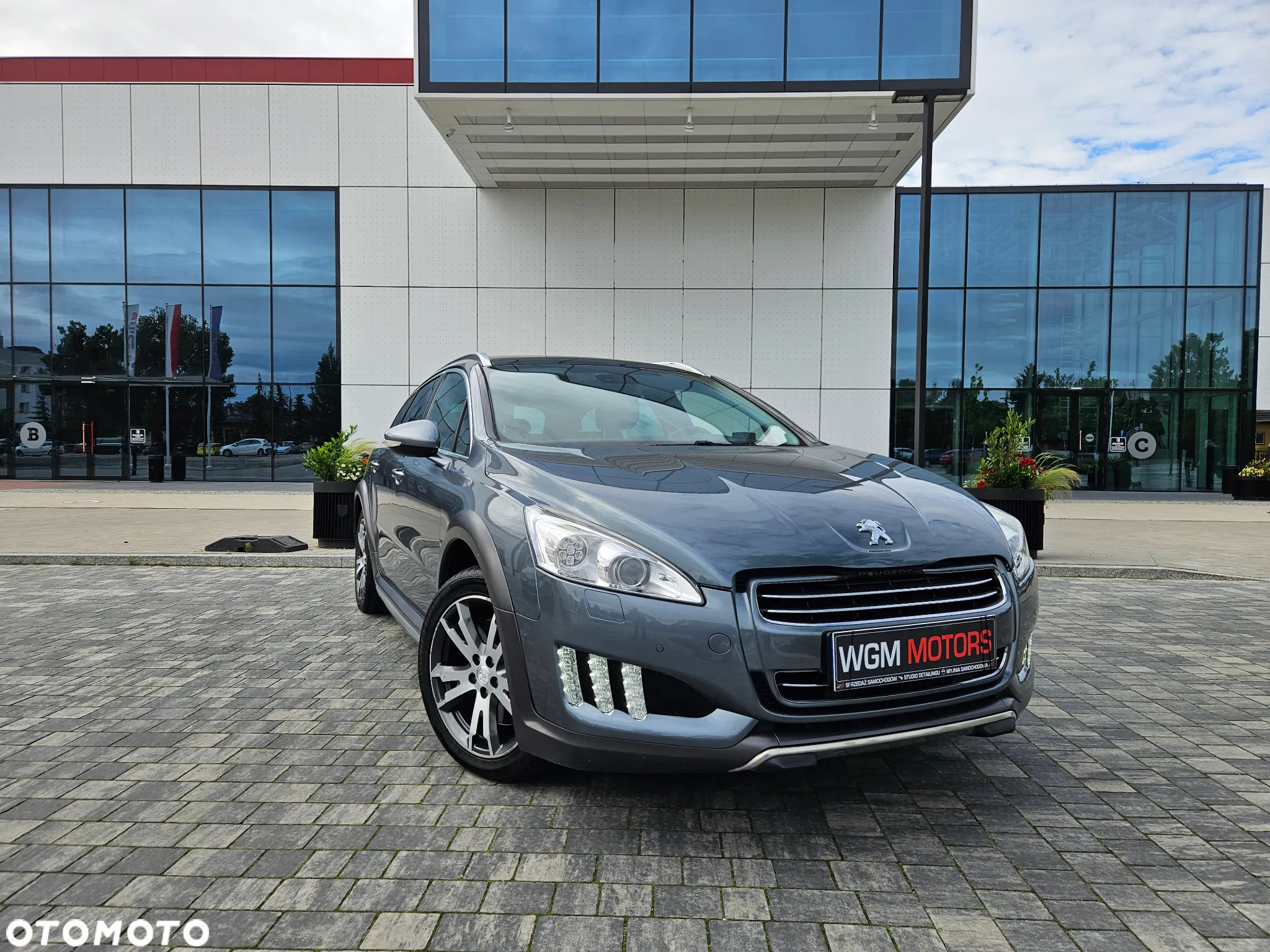 Peugeot 508 RXH Hybrid4 - 4