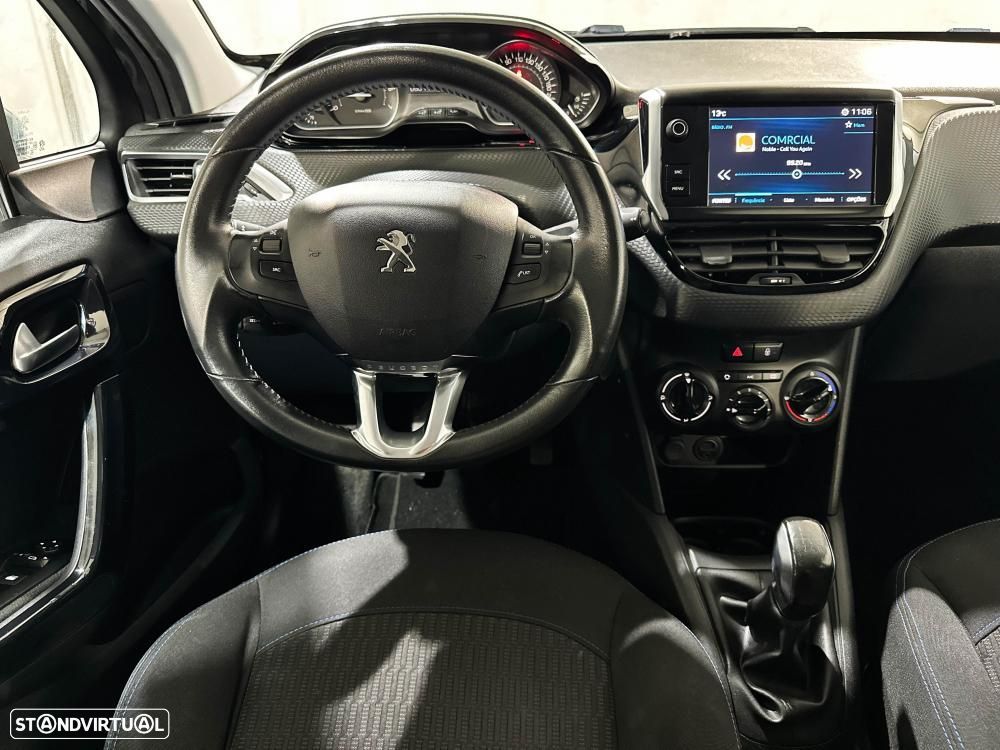Peugeot 208 1.2 PureTech Allure - 16
