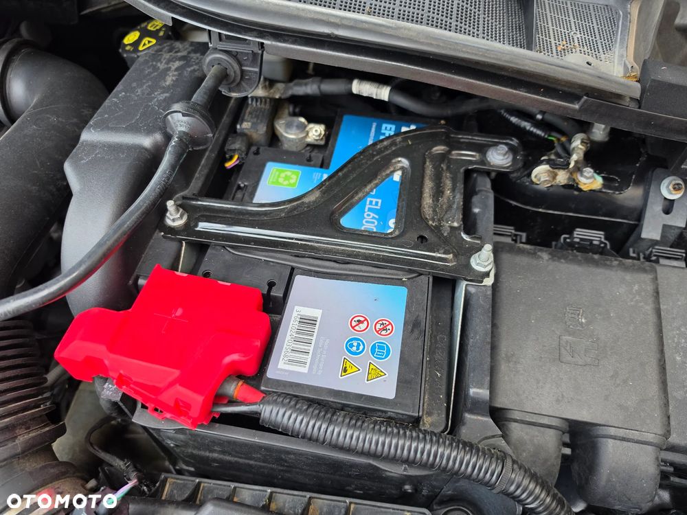Ford Fiesta 1.0 EcoBoost STart-Stop ST-LINE - 17