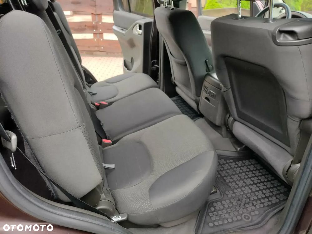 Nissan Pathfinder 2.5 DCi LE - 7