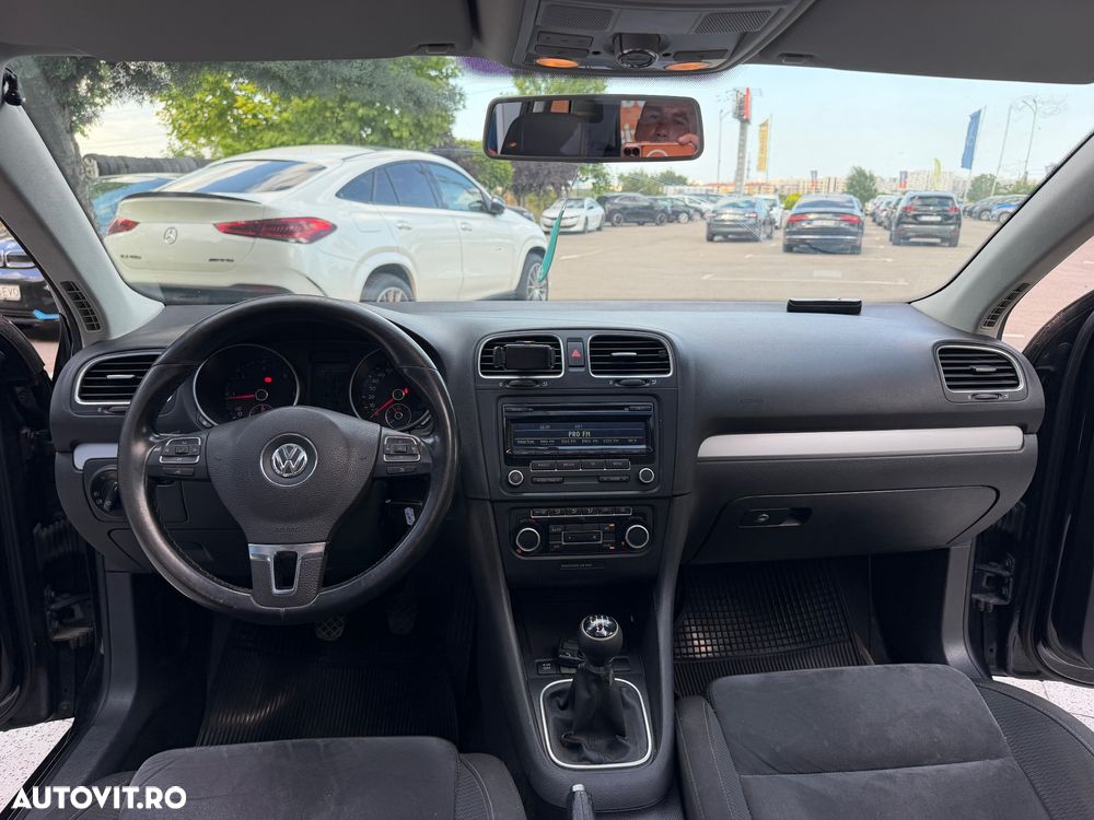 Volkswagen Golf 1.6 TDI BlueMotion Technology Comfortline - 8