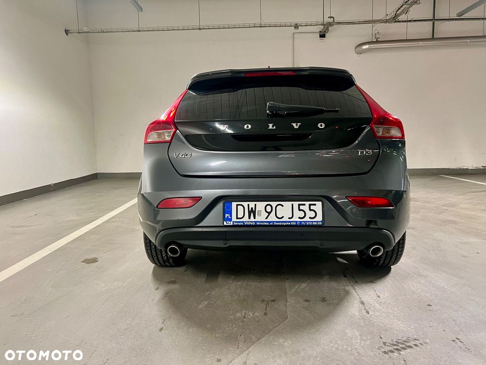 Volvo V40 D3 Kinetic - 3