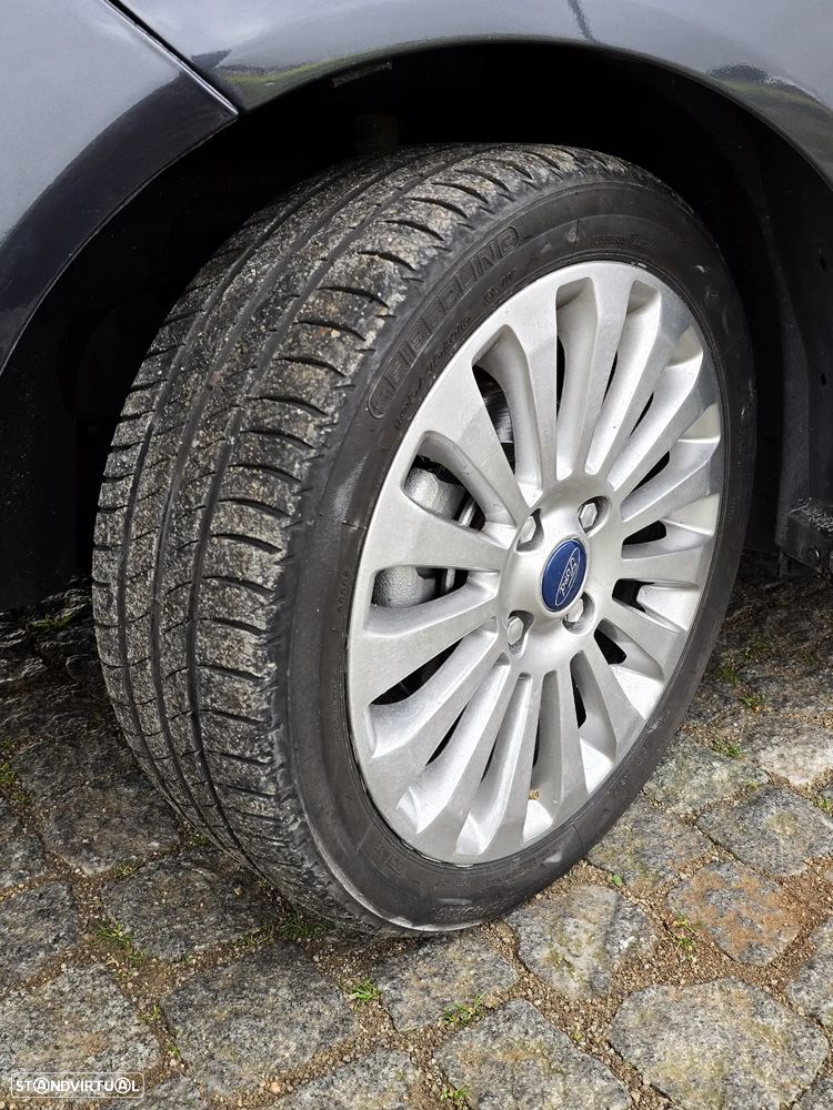 Ford Fiesta 1.4 TDCI Titanium - 15
