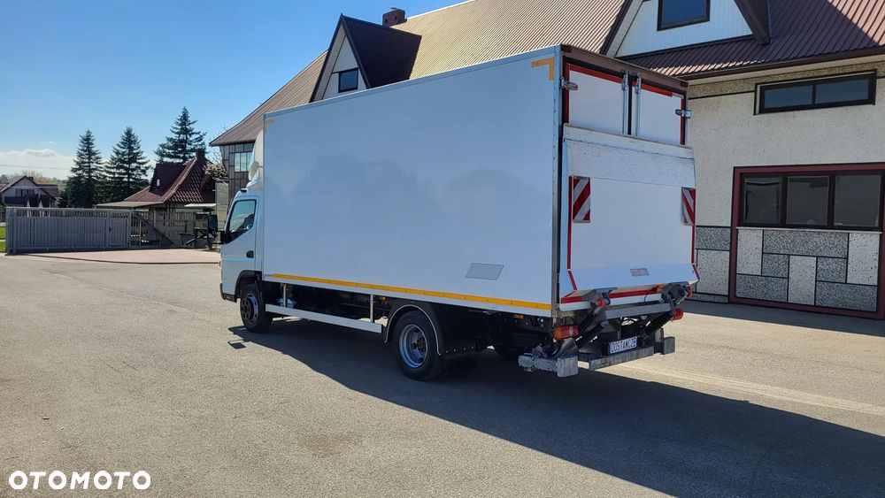 Mitsubishi Canter Fuso /Chłodnia/Mroźnia/kontener/ Izoterma/ Agregat Thermo King 450 e / Winda DHOLLANDIA 1500 KG / Mały przebieg tylko 91 tys Polski Salon ! - 7