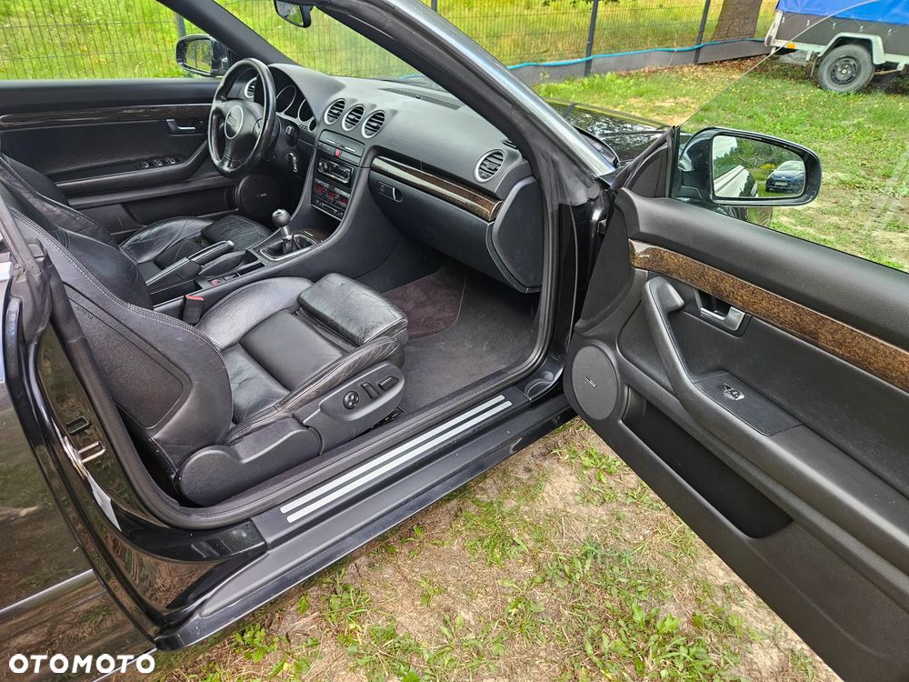 Audi A4 Cabrio 2.4 - 17