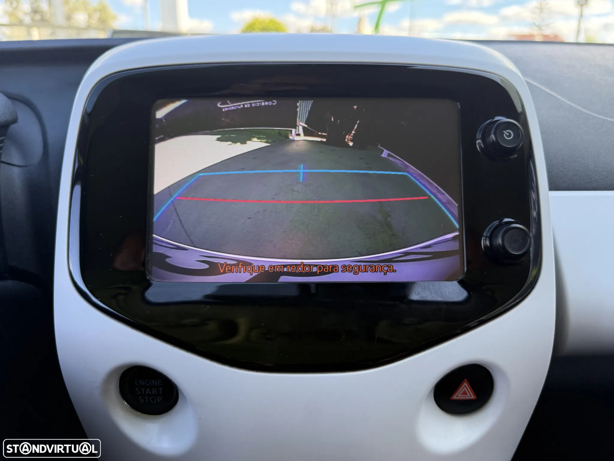 Peugeot 108 1.2 PureTech Top! Roland Garros - 44