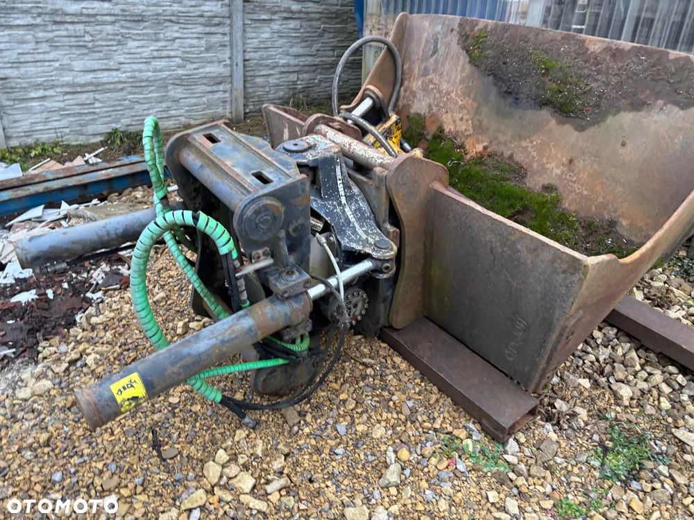 ROTOTIL STELWIRST X25 volvo duży z łyżka skarpową gąsienica lub kołówka - 3