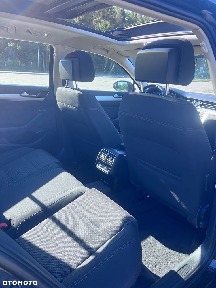 Volkswagen Passat Variant 2.0 TDI SCR DSG Comfortline - 11