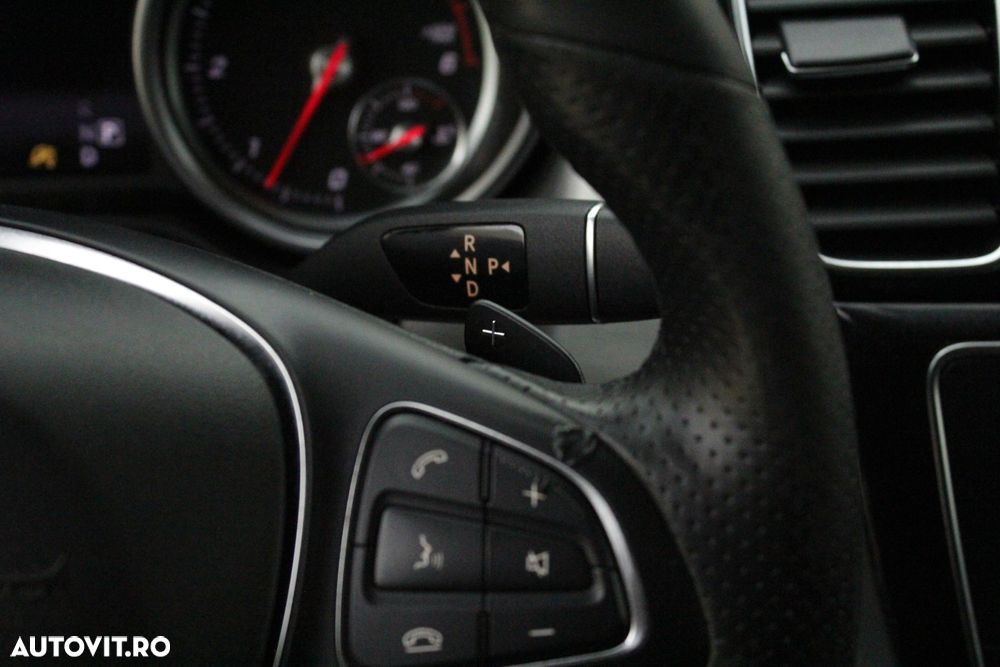 Mercedes-Benz GLE - 20