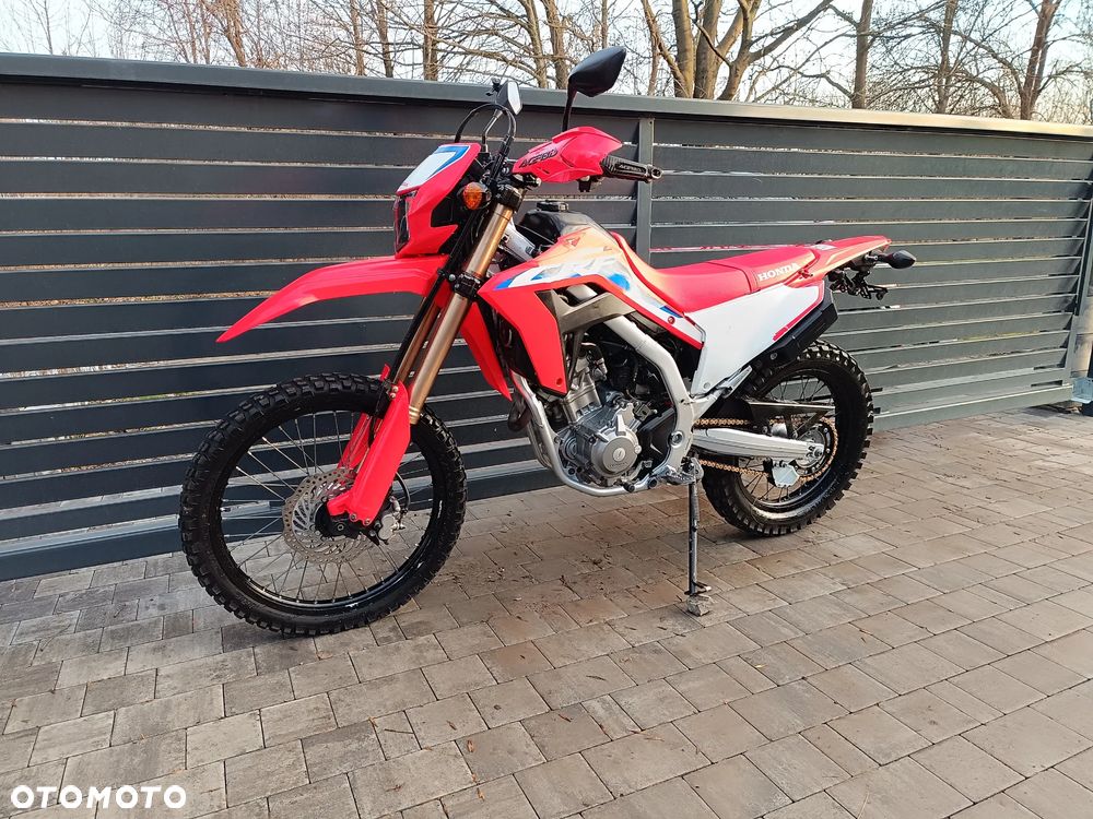 Honda CRF - 3