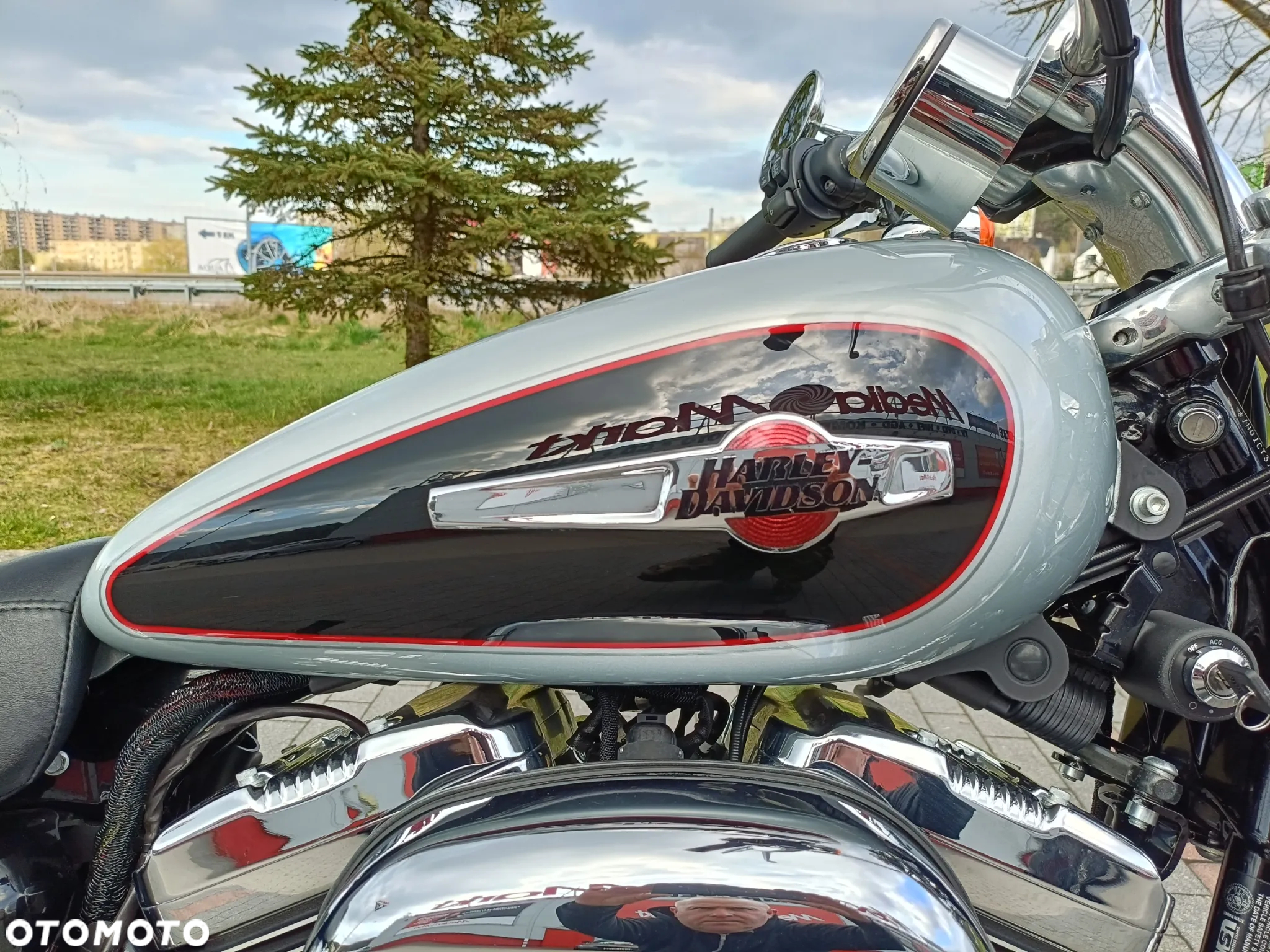 Harley-Davidson Sportster Custom 1200C - 6