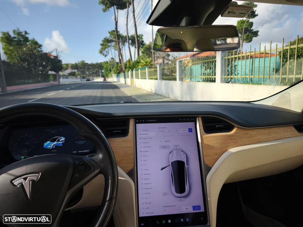 Tesla Model S 75 - 12