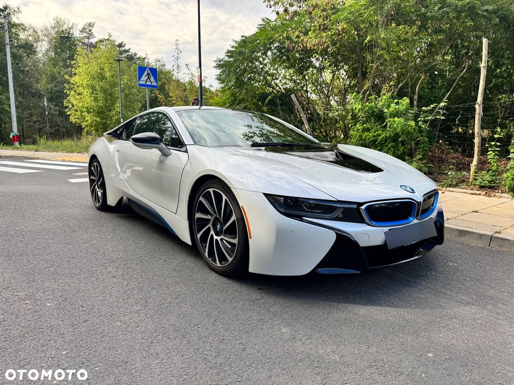 BMW i8 - 1