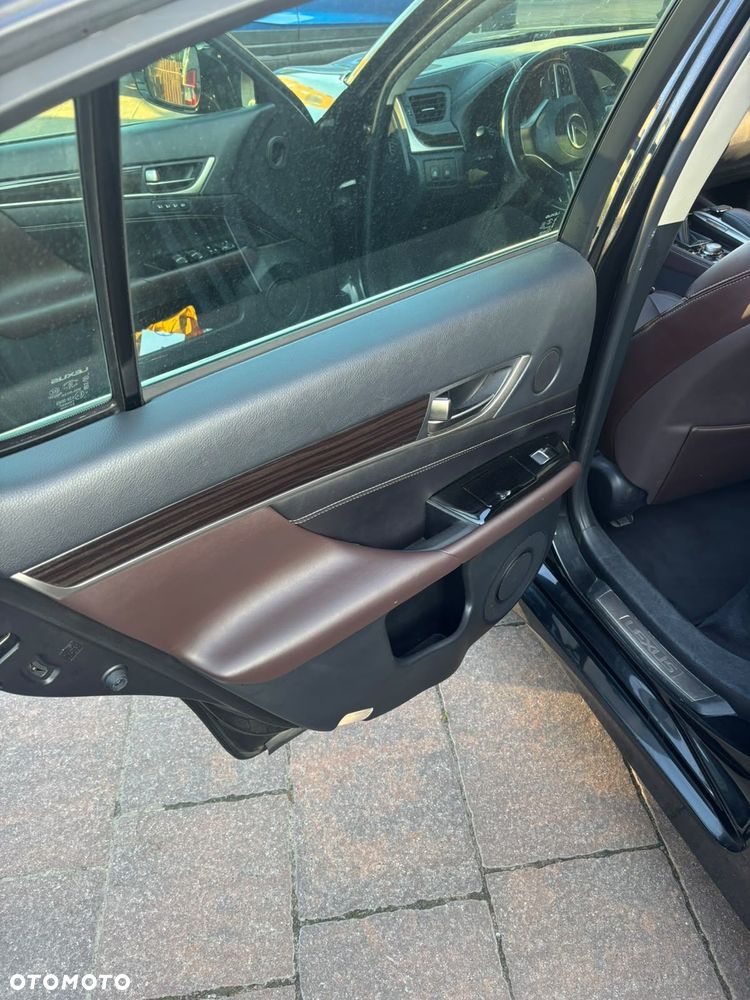 Lexus GS 200t / 300 Prestige - 19