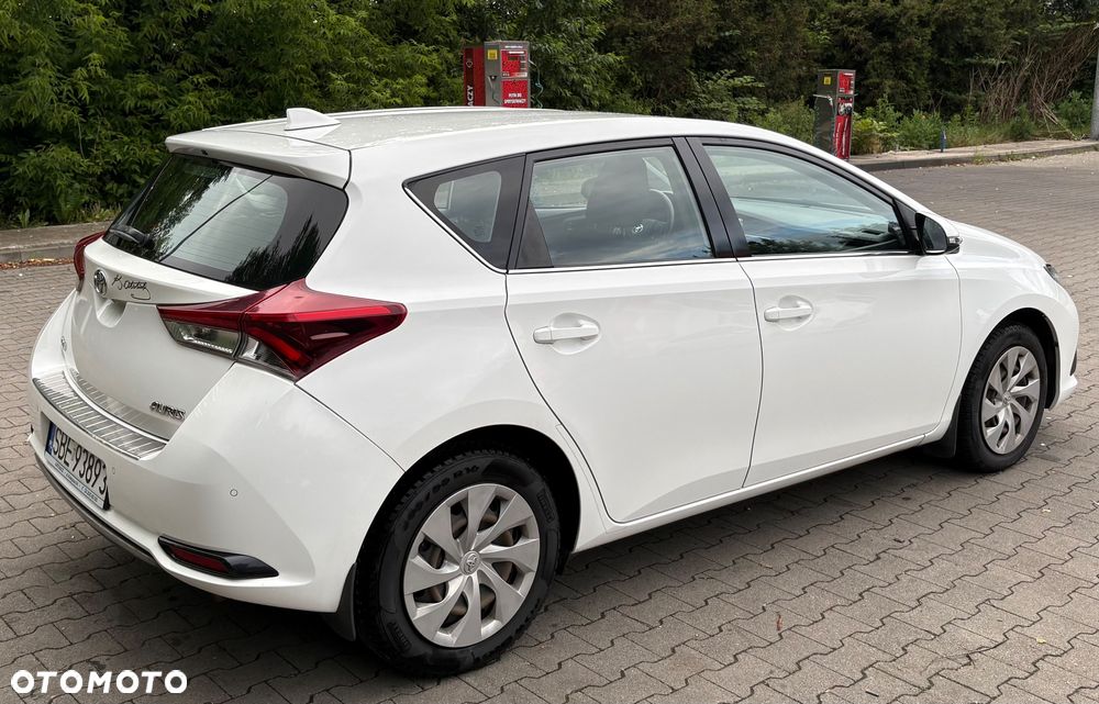Toyota Auris 1.6 Comfort - 5