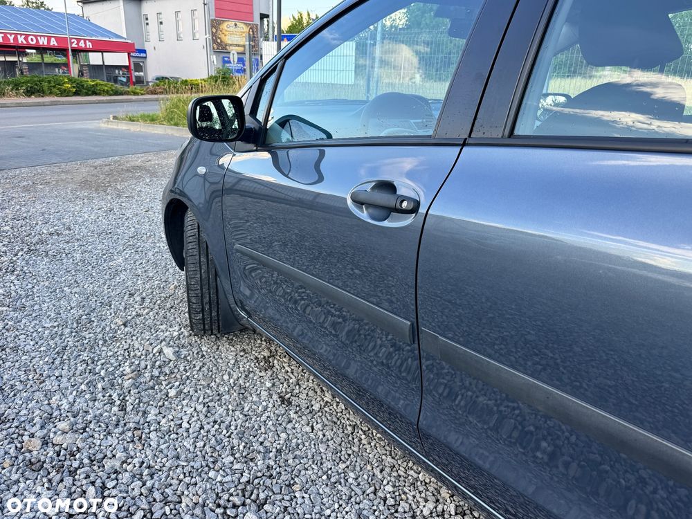 Toyota Yaris - 3