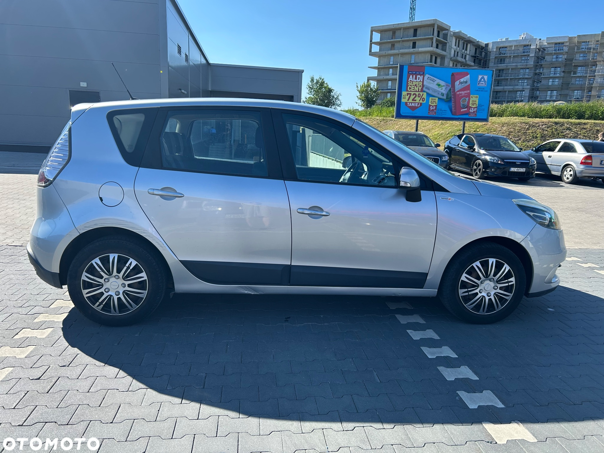 Renault Scenic 1.5dCi TomTom Edition - 6