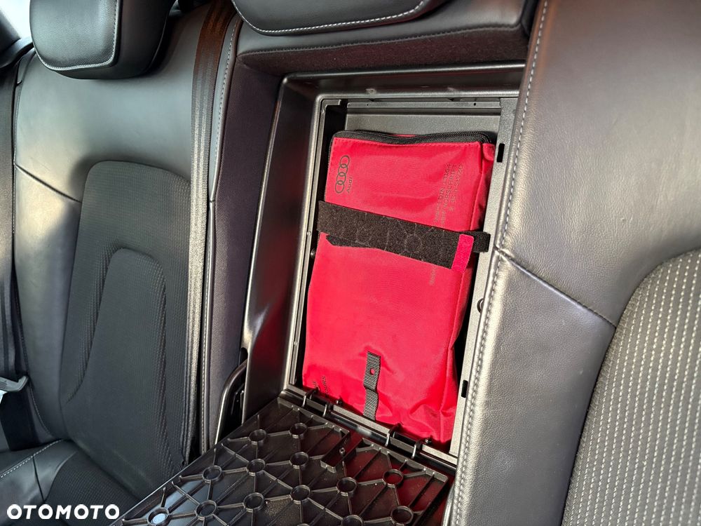 Audi A4 Avant 2.0 TDI DPF Ambition - 22